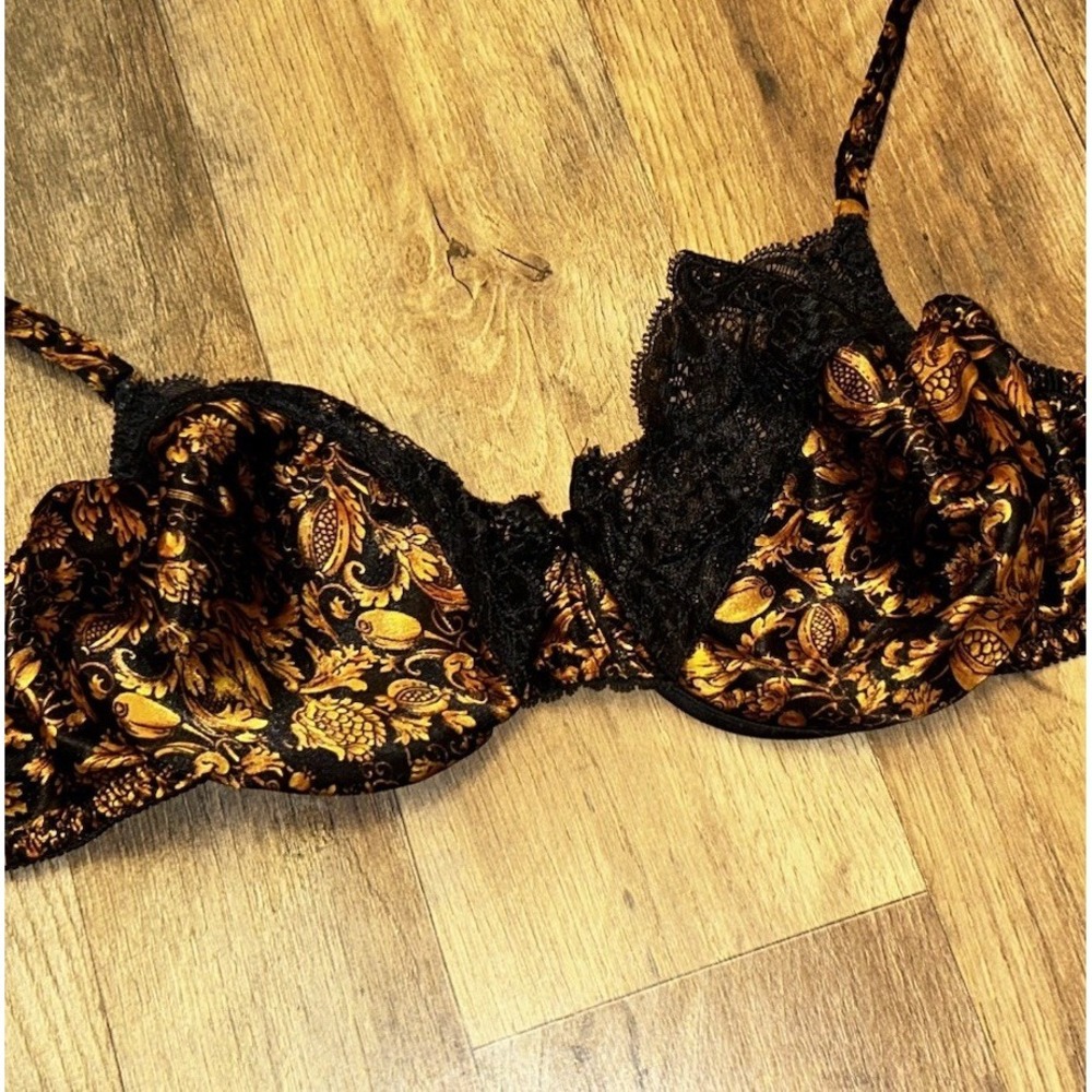 Vintage 90's Gold Label Victorias Secret Satin Bra 34D